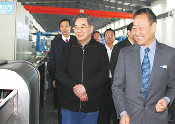 第十一届全国政协副主席李金华考察6163银河科技